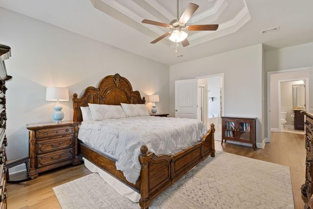 26 E Yellowstone, Hattiesburg, MS 39402