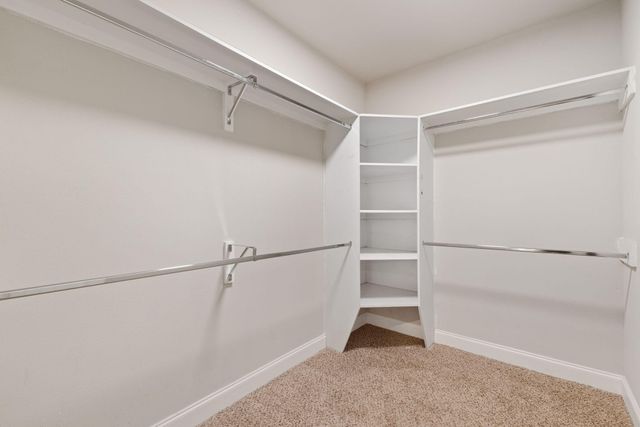 26 E Yellowstone, Hattiesburg, MS 39402