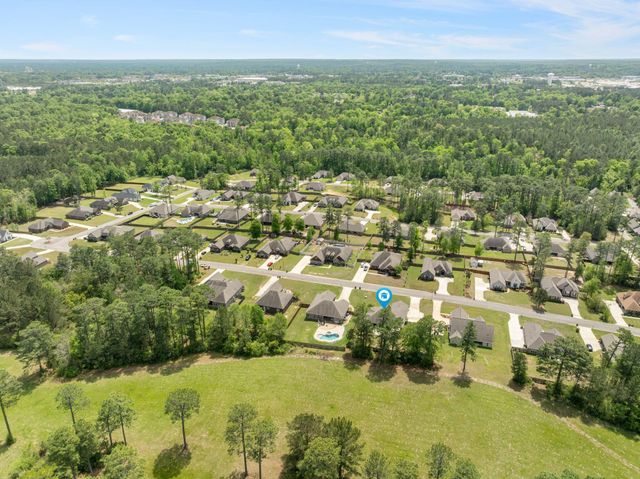 26 E Yellowstone, Hattiesburg, MS 39402