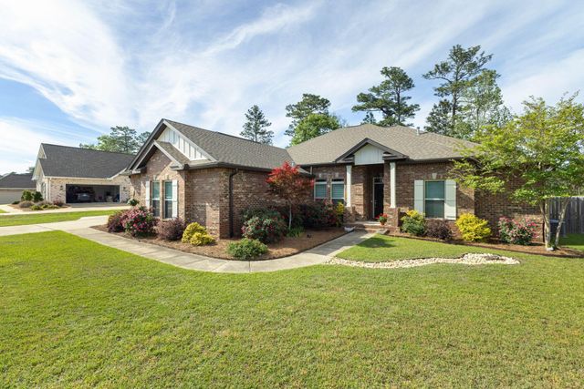 26 E Yellowstone, Hattiesburg, MS 39402