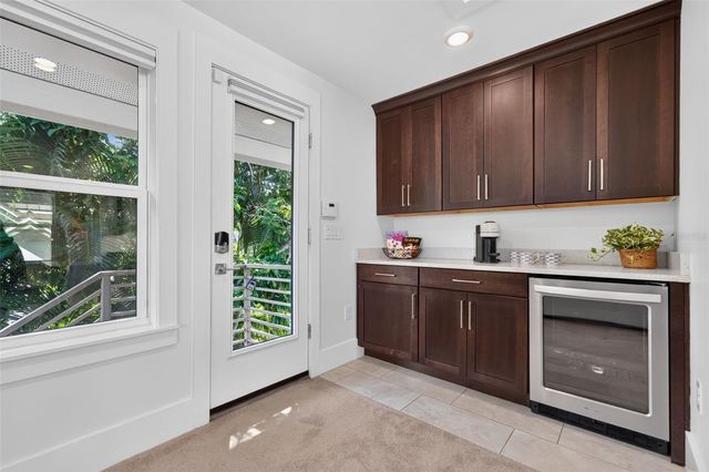 515 S OSPREY AVENUE, Sarasota, FL 34236