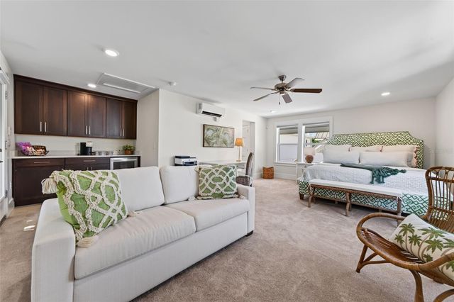 515 S OSPREY AVENUE, Sarasota, FL 34236