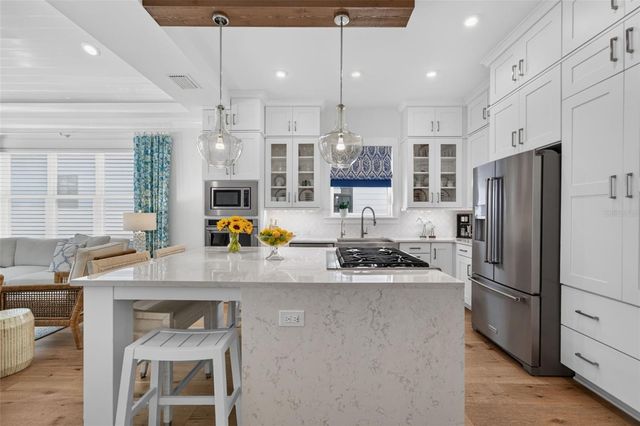 515 S OSPREY AVENUE, Sarasota, FL 34236