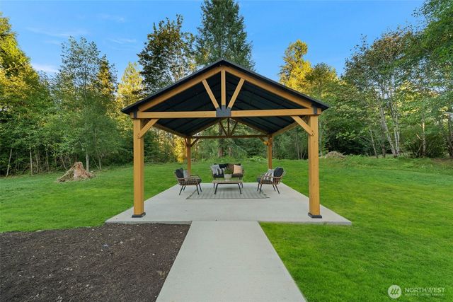 14930 Dubuque Road, Snohomish, WA 98290