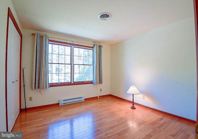 15601 WILDROSE CT, New Windsor, MD 21776