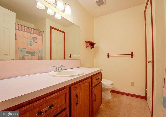 15601 WILDROSE CT, New Windsor, MD 21776