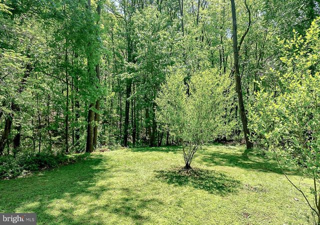 15601 WILDROSE CT, New Windsor, MD 21776