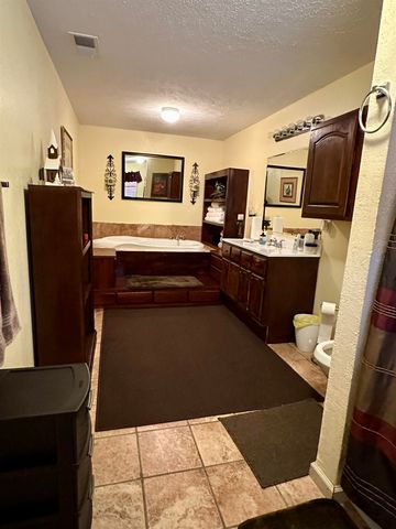 610 BETHEL PURDY RD, Bethel Springs, TN 38315
