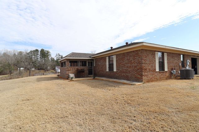 610 BETHEL PURDY RD, Bethel Springs, TN 38315