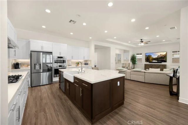 11638 Oakton Way, Corona, CA 92883