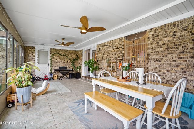 6717 LENCZYK Drive, Jacksonville, FL 32277