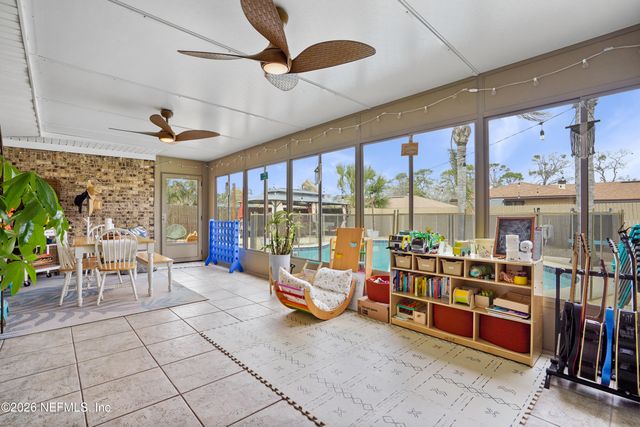 6717 LENCZYK Drive, Jacksonville, FL 32277