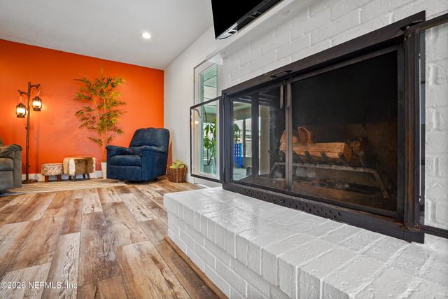 6717 LENCZYK Drive, Jacksonville, FL 32277