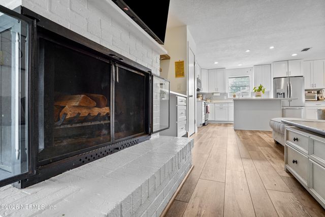 6717 LENCZYK Drive, Jacksonville, FL 32277