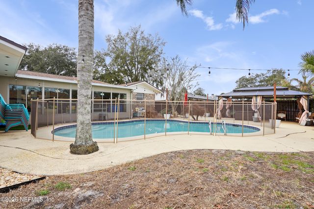 6717 LENCZYK Drive, Jacksonville, FL 32277