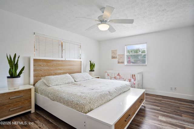 6717 LENCZYK Drive, Jacksonville, FL 32277