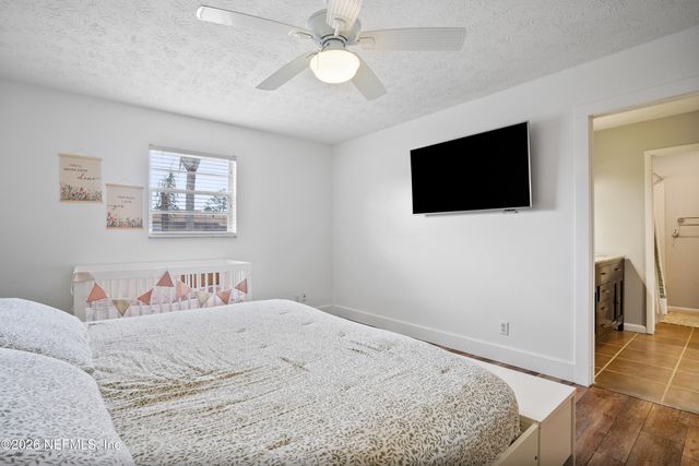 6717 LENCZYK Drive, Jacksonville, FL 32277