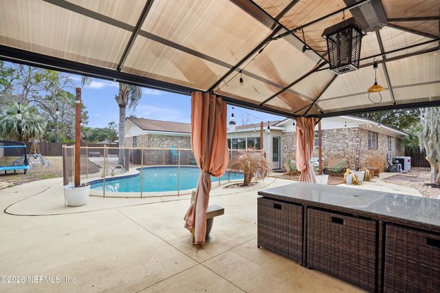 6717 LENCZYK Drive, Jacksonville, FL 32277