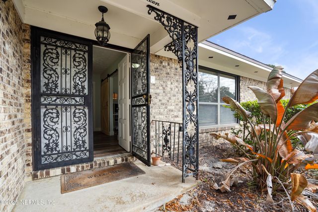 6717 LENCZYK Drive, Jacksonville, FL 32277