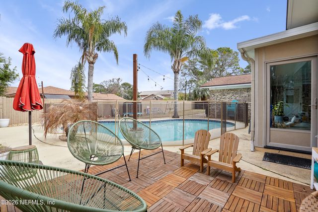 6717 LENCZYK Drive, Jacksonville, FL 32277