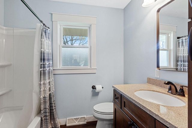 30215 Sumac DRIVE, Burlington, WI 53105
