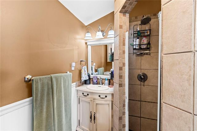 1406 Shawnee Street, Leavenworth, KS 66048