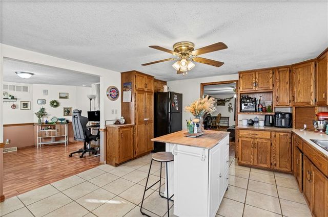 1406 Shawnee Street, Leavenworth, KS 66048