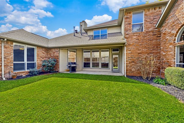 1902 Country Meadow Lane, Richardson, TX 75081
