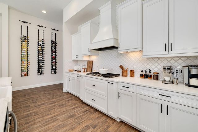 1843 CATTLE BARON COURT, Lithia, FL 33547