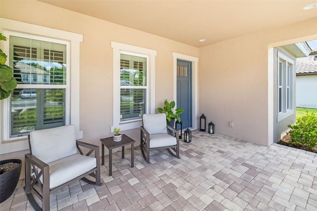 1843 CATTLE BARON COURT, Lithia, FL 33547