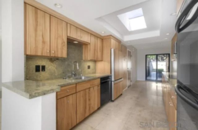 2239 Del Mar Scenic Parkway, Del Mar, CA 92014