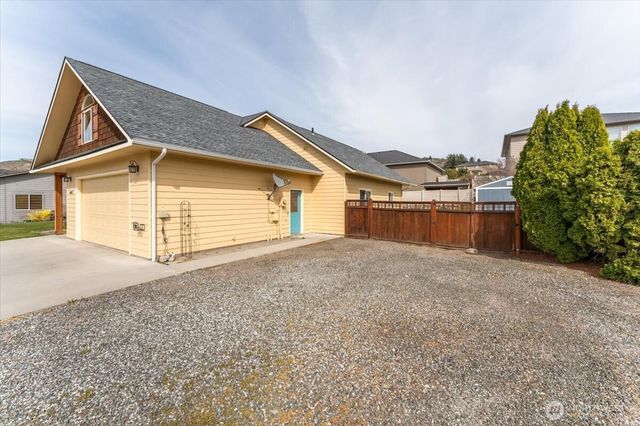 443 Dorado Court, East Wenatchee, WA 98802