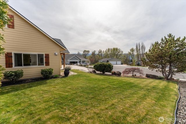 443 Dorado Court, East Wenatchee, WA 98802
