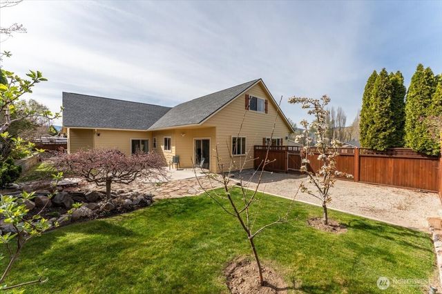 443 Dorado Court, East Wenatchee, WA 98802