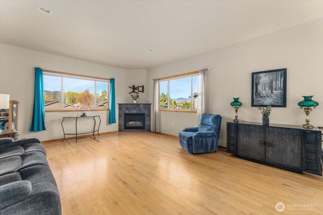 443 Dorado Court, East Wenatchee, WA 98802