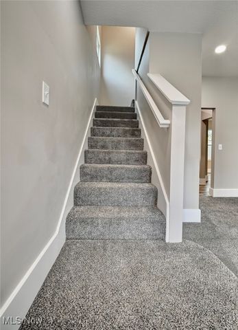 338 Luck Ave, Zanesville, OH 43701