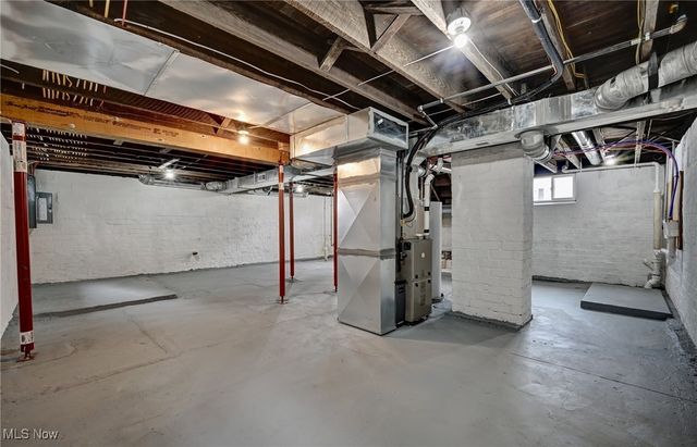 338 Luck Ave, Zanesville, OH 43701