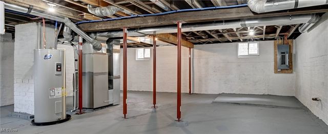 338 Luck Ave, Zanesville, OH 43701