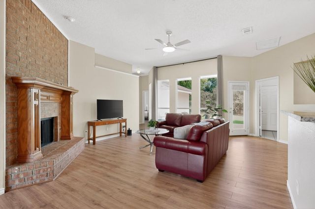 320 Elizabeth Trail, Murphy, TX 75094