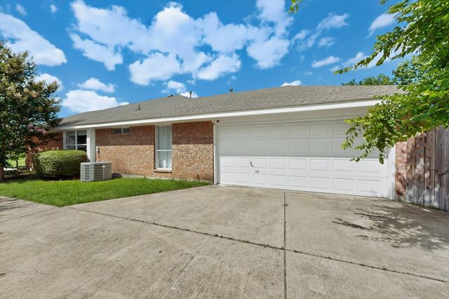 320 Elizabeth Trail, Murphy, TX 75094