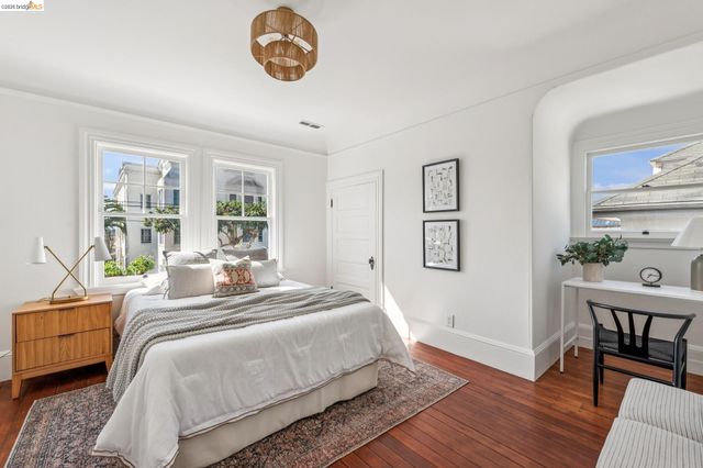 836 E 19th St, Oakland, CA 94606