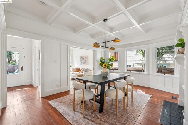 836 E 19th St, Oakland, CA 94606