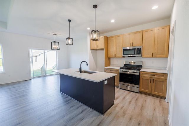 3800 Burr Oak Drive, Janesville, WI 53545