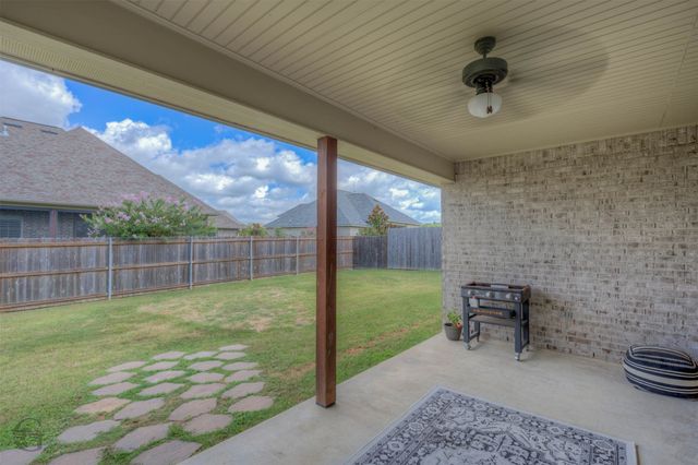31 Crowder Drive, Benton, LA 71006