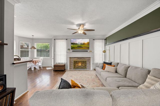 2002 Cannonbury Lane, Richmond, TX 77406