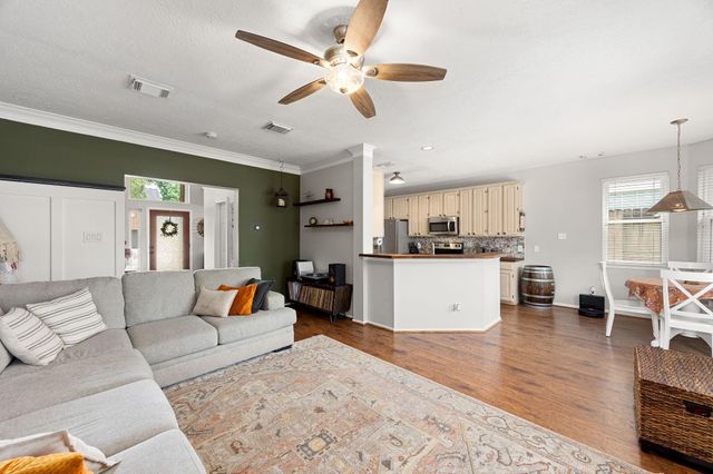 2002 Cannonbury Lane, Richmond, TX 77406