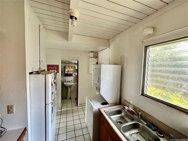 4206 Keanu Street 3, Honolulu, HI 96816
