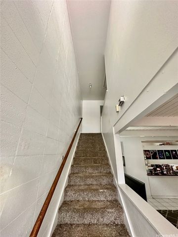 4206 Keanu Street 3, Honolulu, HI 96816