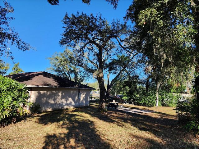 20054 US HIGHWAY 301, Dade City, FL 33523