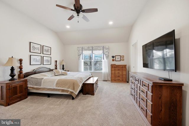 395 HOBSON PL, Blue Bell, PA 19422